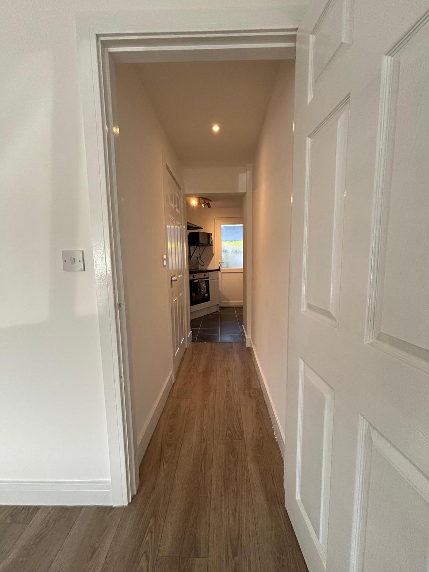 Modern & Cozy Gem - 10Min To City Center - Parking يورك المظهر الخارجي الصورة